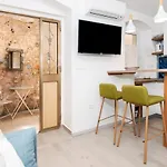 Apartment Amici With Terrace In Center Of Rovinj
